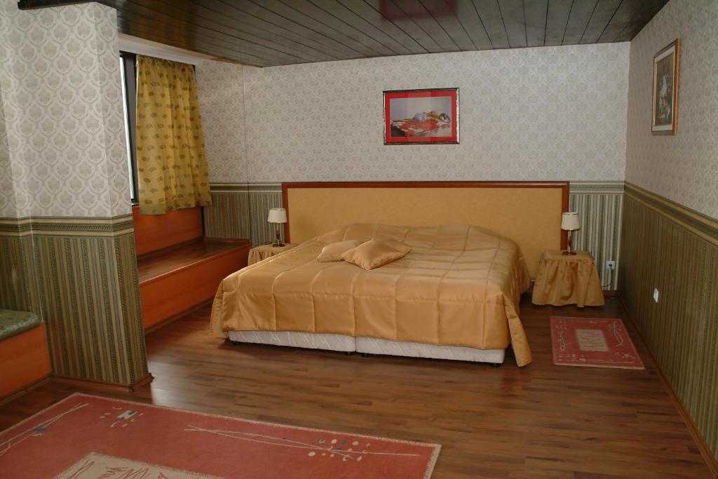 Hotel Dobrudja Dobrich Ruang foto